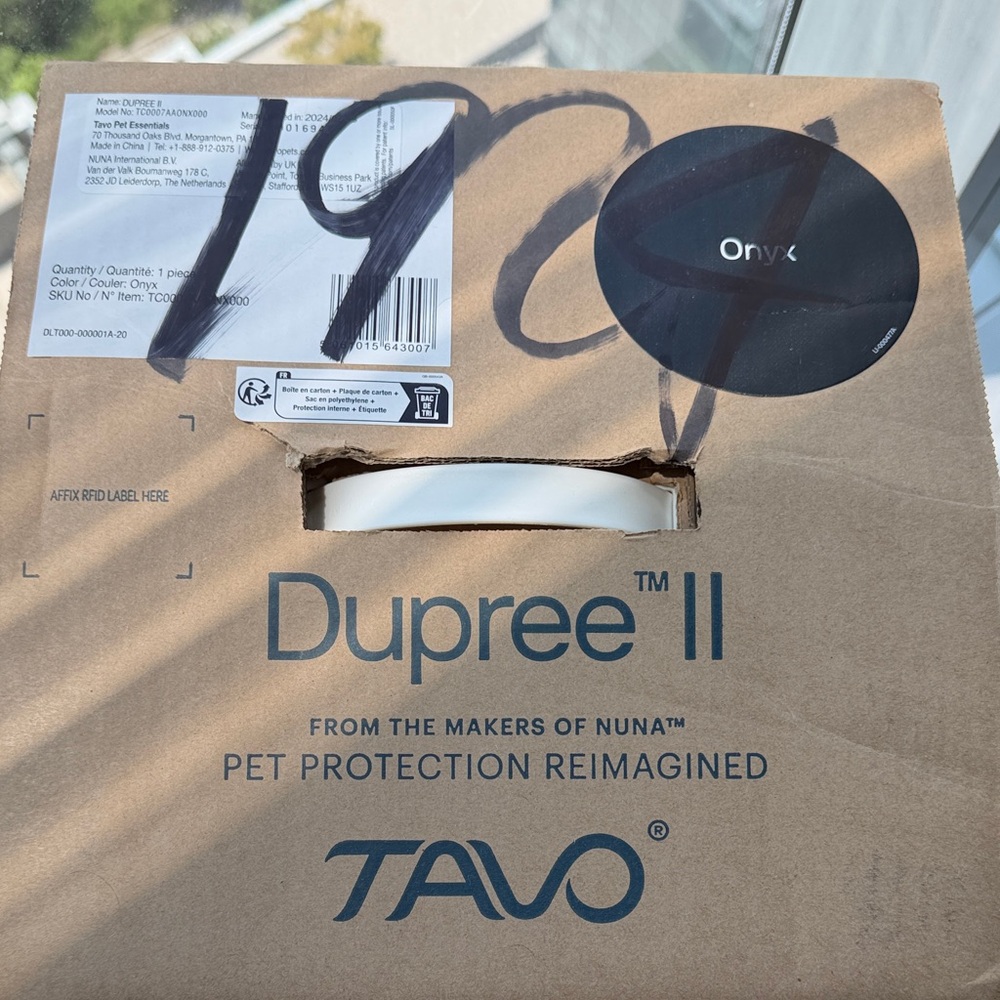 NIB- Dupree II Carry-On Pet Car Seat by TAVO - Black - Picture 3 of 4